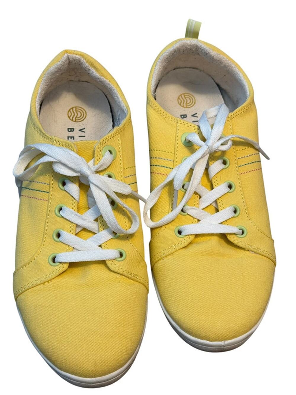 Vionic Size 9 Women’s Yellow Beach Sneakers.